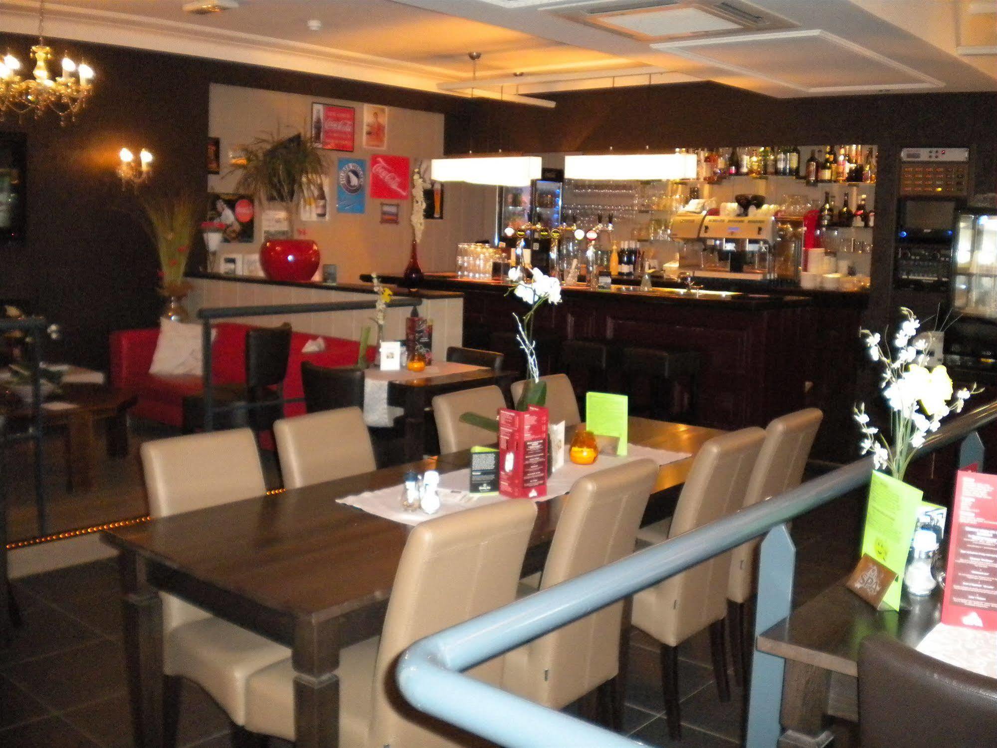 Hotel Restaurant 'T Trefpunt Маде Экстерьер фото